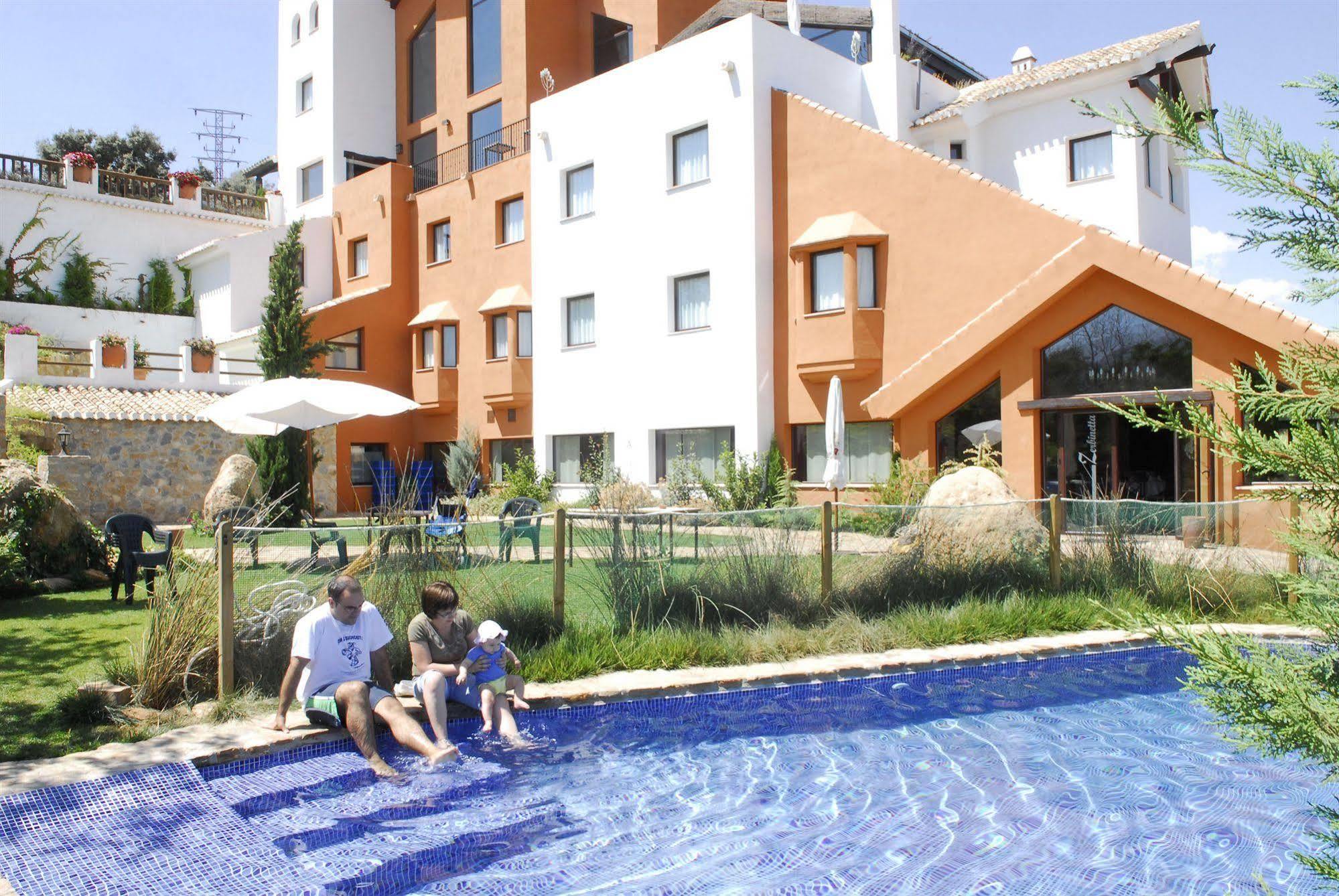 Hotel Zerbinetta Dílar Exterior foto